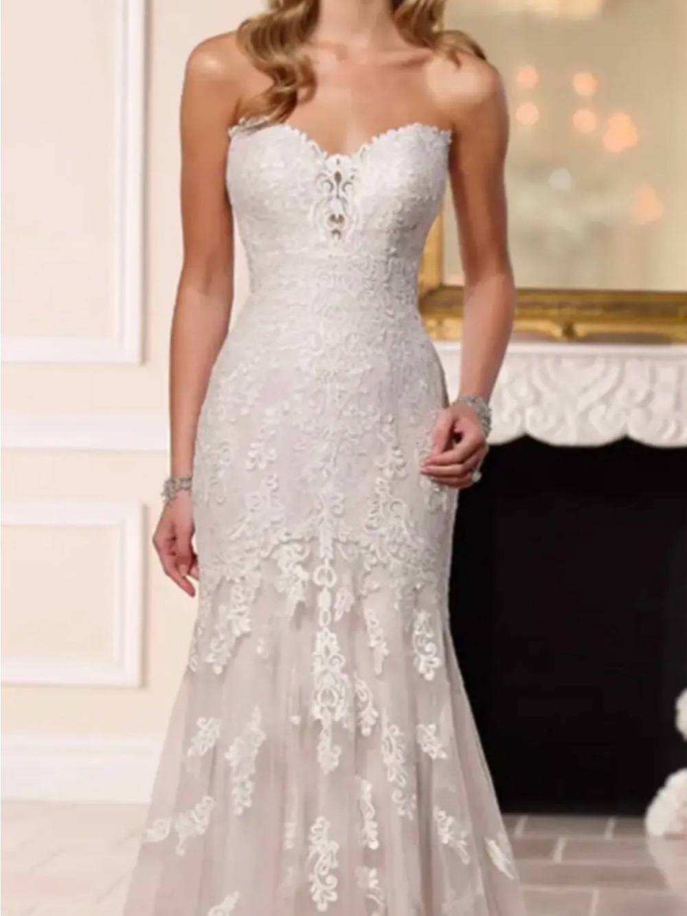 Goldie Strapless Sweetheart Lace Mermaid Wedding Dress in Ivory